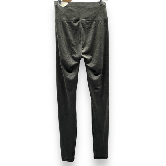Offline by Aerie Gray Soft Texture High Rise Full Length Leggings Sz L NEW - Picture 4 of 10